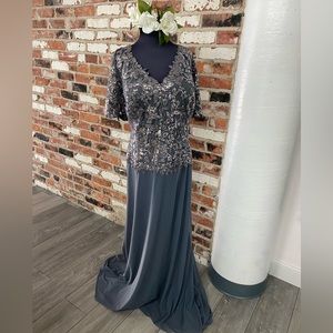 Sequins Mother’s Dress